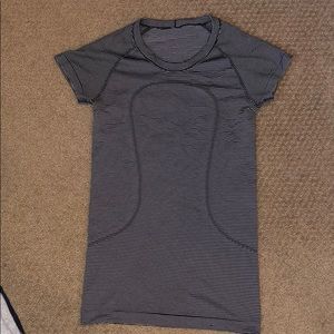 Lululemon short sleeve tech tee